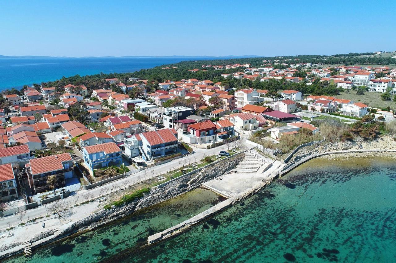 Apartmani Nella Вир Экстерьер фото
